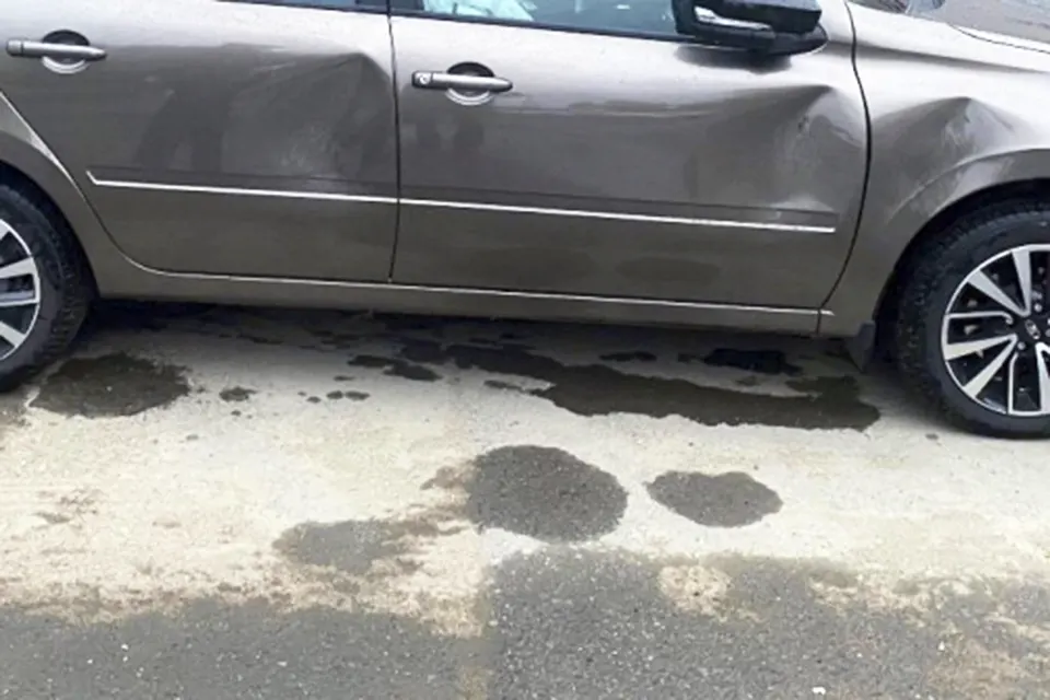 вмятины на машине