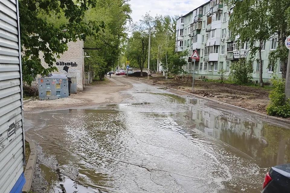 внутриквартальный проезд по улице Жилина