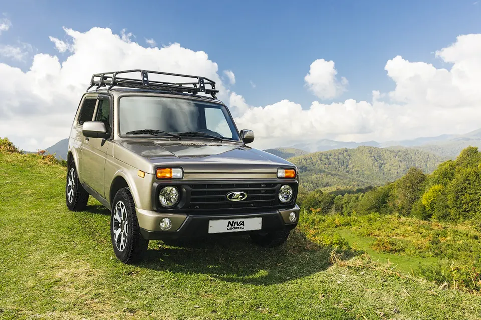 Niva Legend с багажником на крыше