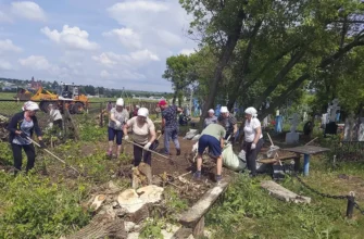 субботник в мусорке