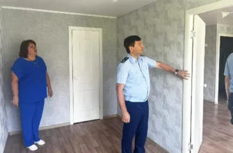 прокурор проверяет квартиру для ситроты