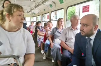 врио губернатора в трамвае