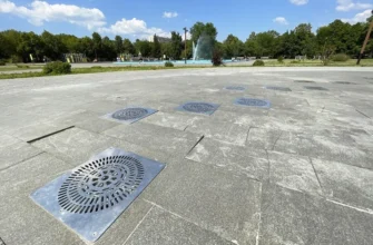 неработающий фонтан в сквере имени Жилкина