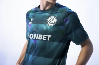 зеленая футболка акрон