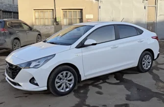 hyundai solaris автомобиль белый
