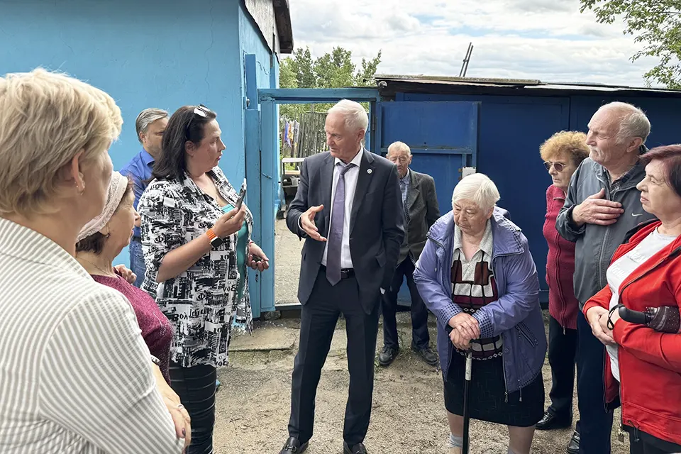 глава города на встрече с жителями станции Канал