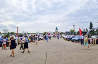 ретро фестиваль автомобилей