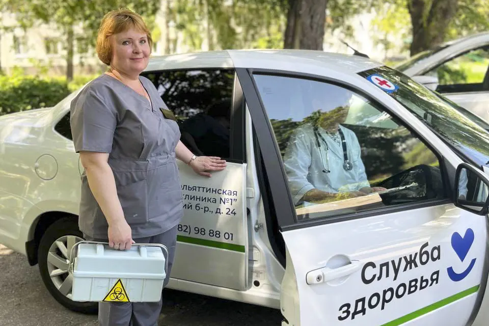 врач неотложной помощи