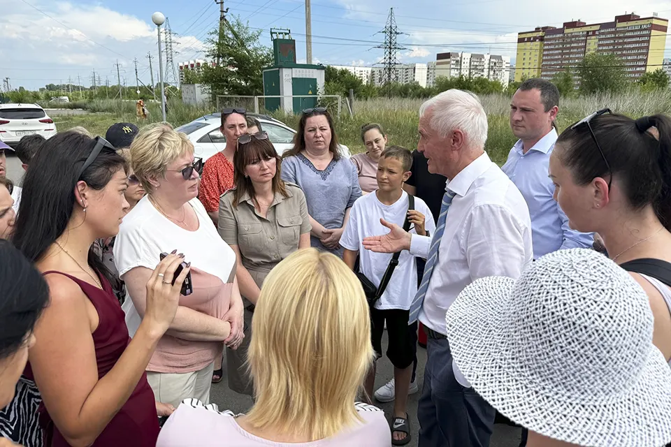 глава города встретился с жителями ЖК Куба