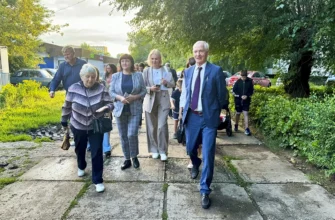 глава города на встрече с жителями 4 квартала