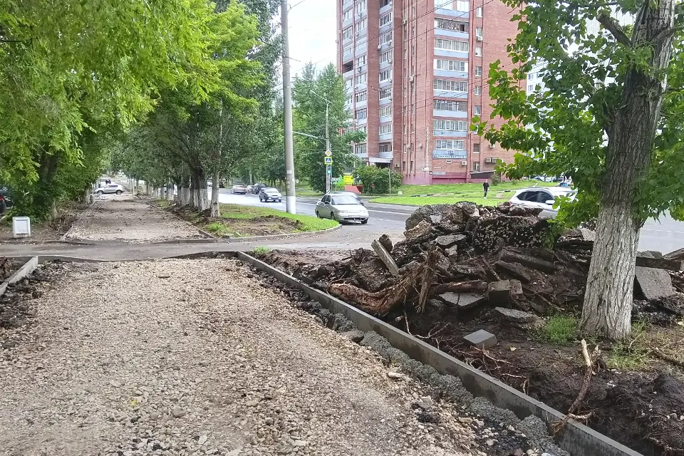 ремонт тротуара на улице Механизаторов