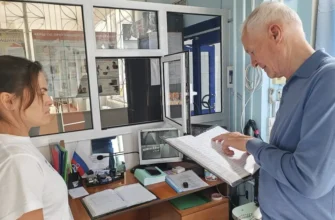 глава города проверяет школы