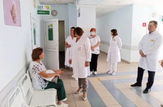 Врио заместителя министра здравоохранения в поликлинике №3