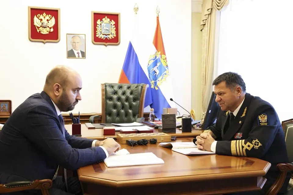 губернатор и руководитель Федерального агентства морского и речного транспорта