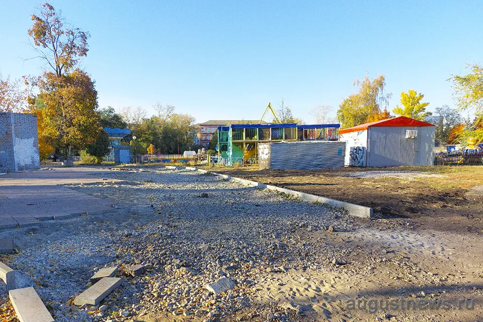 благоустройство в парке Центрального района