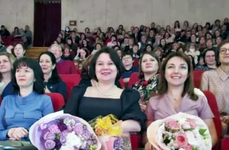 учителя на празднике