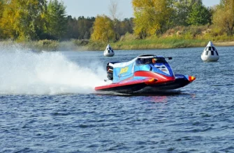 катамаран на Жигулевской миле