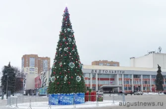 новогодняя елка на Центральной площади