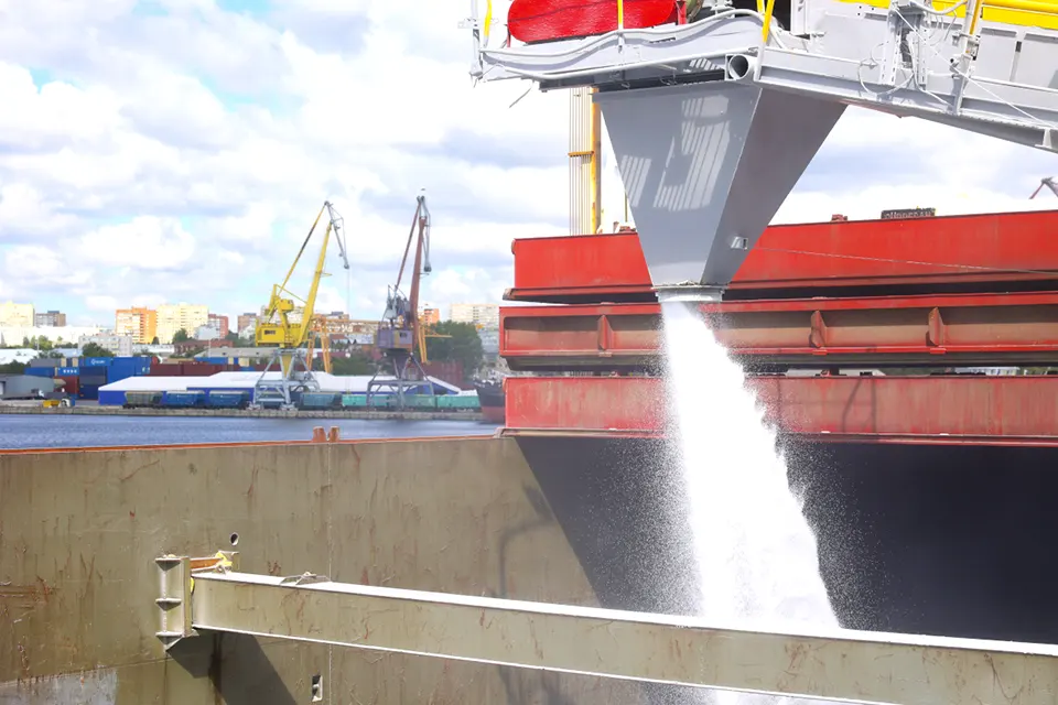 отгрузка удобрений в порту