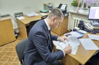 исполняющий обязанности главы города подписывает документы