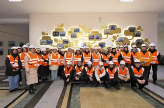 школьники на экскурсии на ТОАЗе