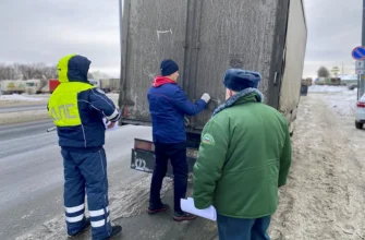 на посту в зеленовке проверяют грузовой автомобиль