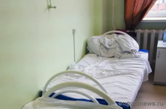 койка в больничной палате