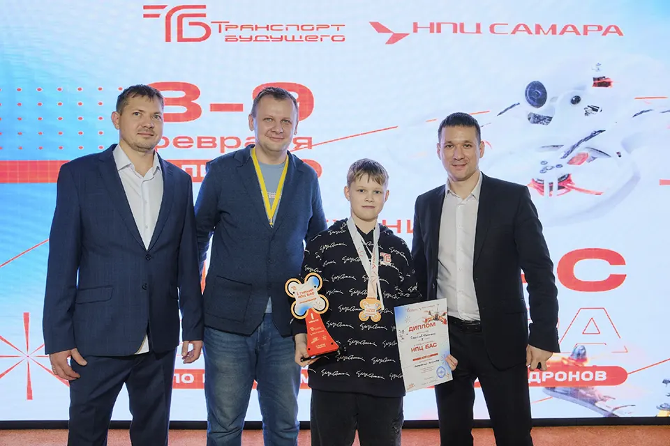 победитель гонки дронов