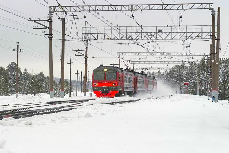 электричка зимой