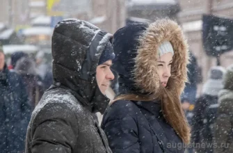 парень с девушкой на улице зимой
