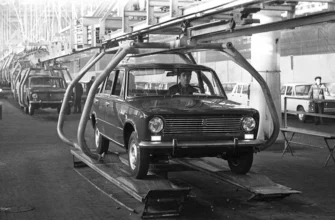 ВАЗ-2101 на конвейере
