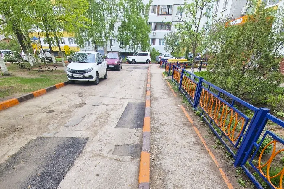 двор на улице Мурысева 46