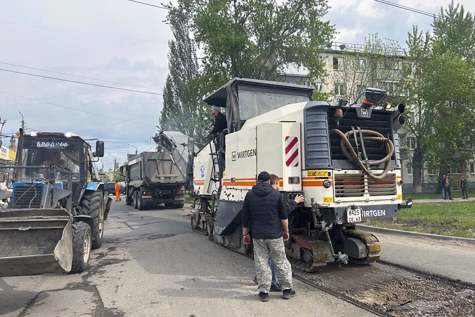 ремонт дорог на улице Ларина