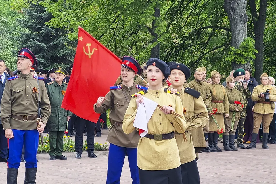 участники мероприятия 9 Мая