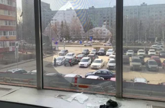 разбито окно в магазине
