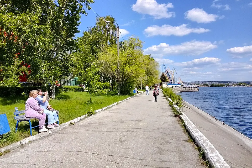 набережная в районе порта