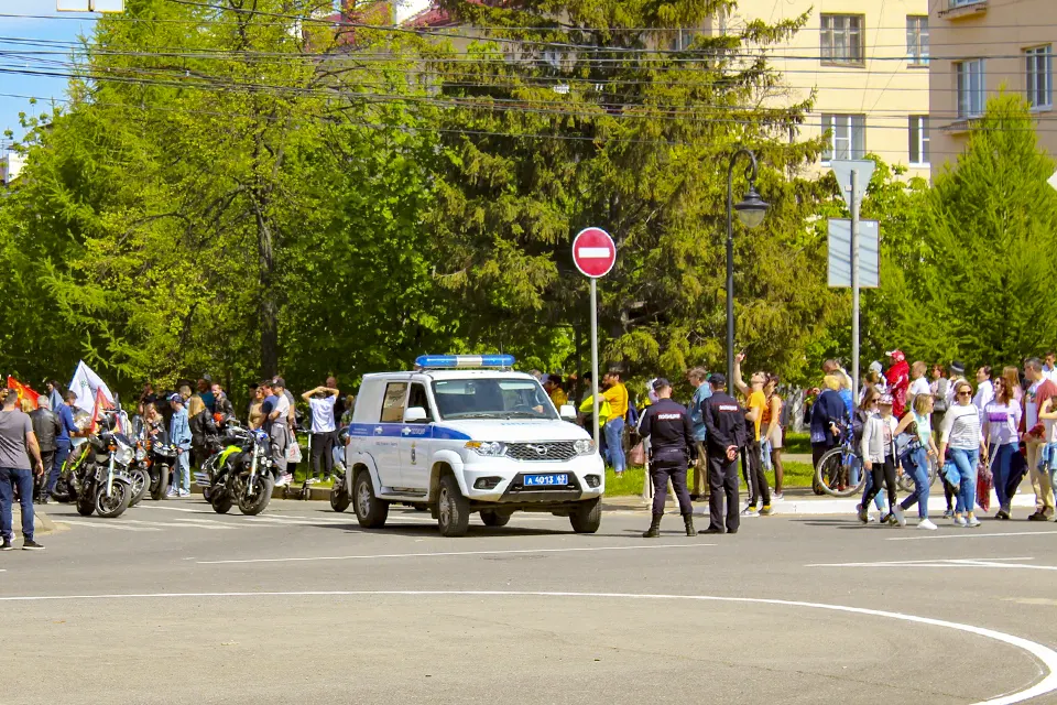 перекрытие движения транспорта 9 Мая