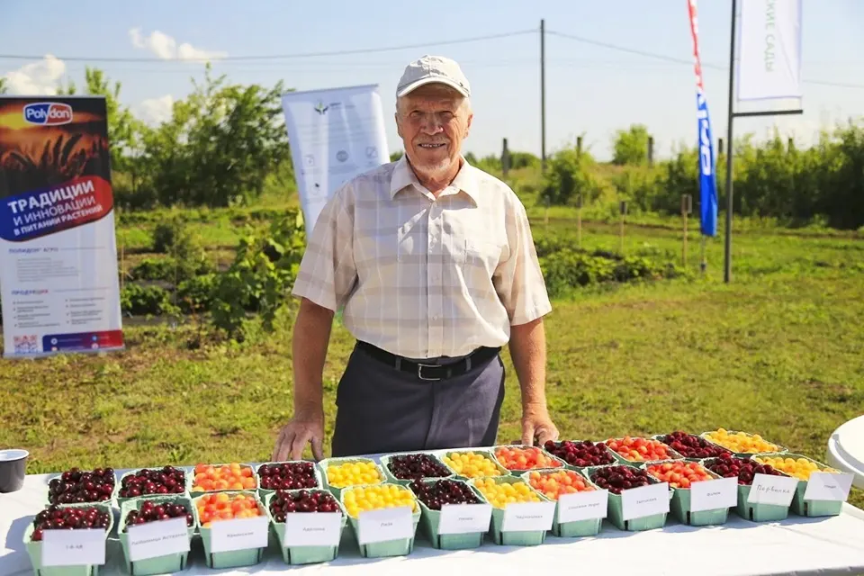 Анатолий Минин