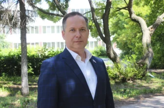 депутат 8 созыва