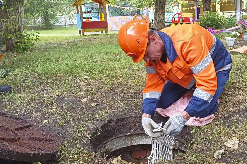 установка защиты в колодце