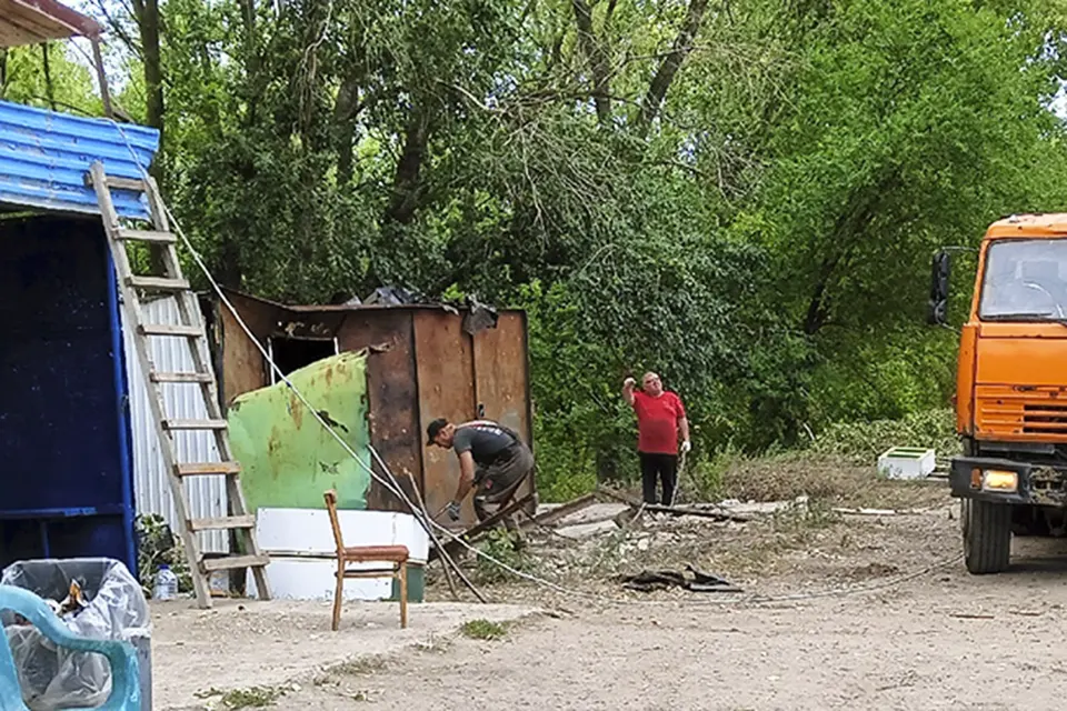 демонтаж павильона на Копылово