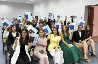 выпускники с аттестатами