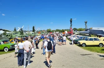 горожане на ретрофестивале Жигули