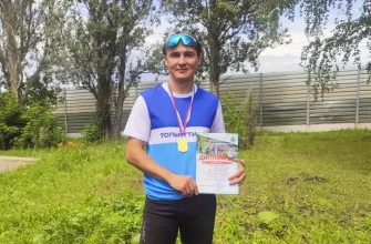сотрудник ТОАЗа с наградой