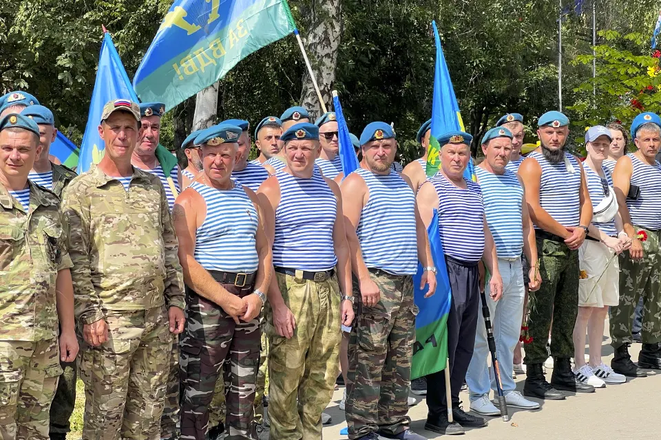 десантиники на День ВДВ в парке Победы