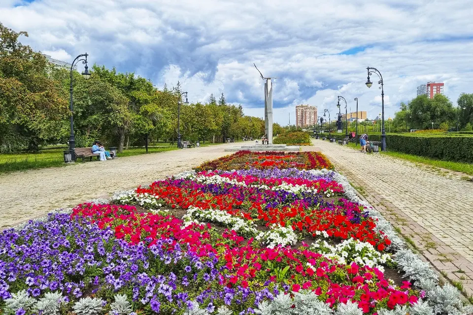 клумба в 32 квартале