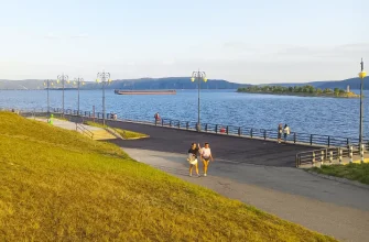 вид с набережной Комсомольского района