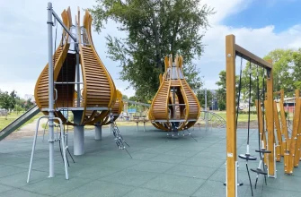новая детская площадка в парке Центрального района