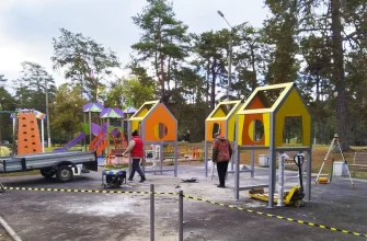 монтаж игрового оборудования на детской площадке