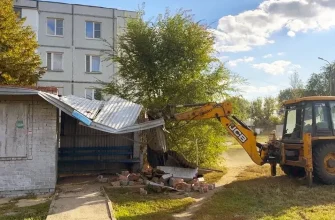 снос незаконного торгового павильона